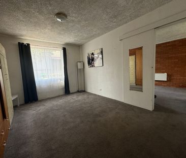 Home For Rent - Photo 3