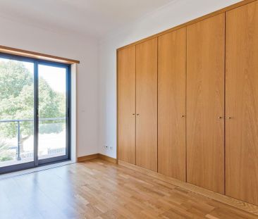 Luxury 3 bedroom Detached House for rent in Oeiras, Portugal - Photo 2