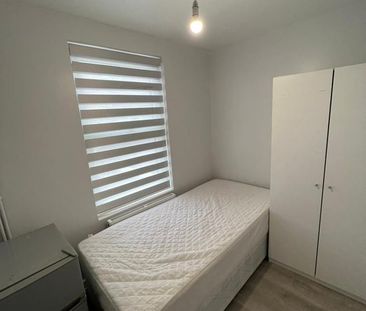 Room in a Shared Flat, Elizabeth Road, N15 - Photo 1