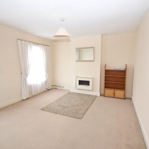 2 bedroom maisonette to rent - Photo 1
