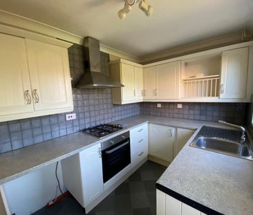 2 bedroom House To Let - Photo 5