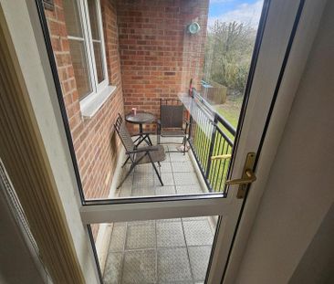 2 bedroom apartment to rent - Photo 6