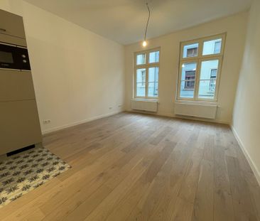 SUBLIEM GERENOVEERD appartement in het historisch centrum - Foto 4