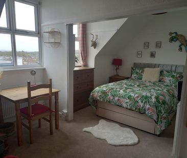Room in a Shared House, Midanbury Broadway, SO18 - Photo 6