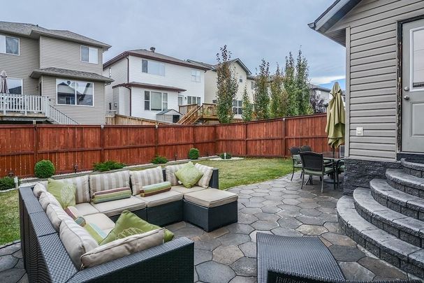 182 Everglen Crescent Southwest, Calgary - Photo 1