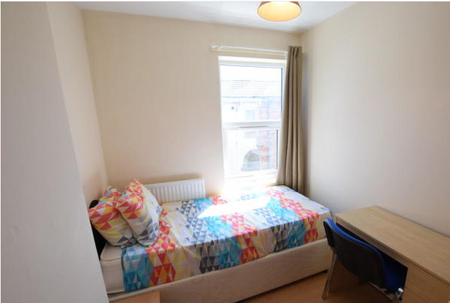 3 bedroom terraced to rent Cross Street, Lincoln - Photo 5