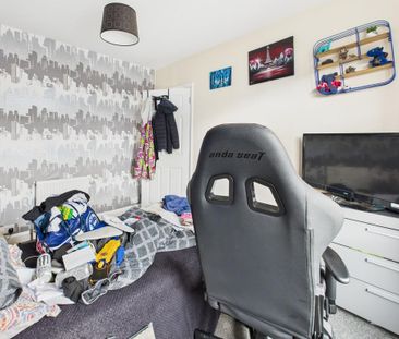 3 bedroom semi-detached house to rent - Photo 1