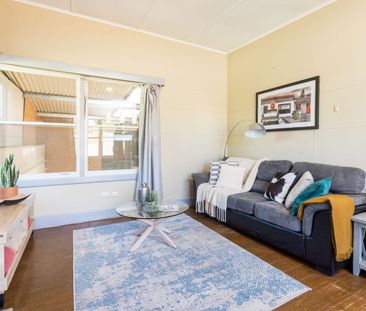 Affordable 3 Bedroom Home - Photo 4