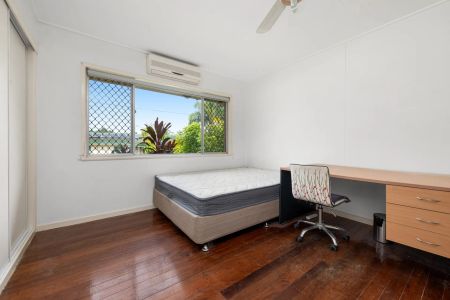 Unit 1/43 Macadamia Street, Macgregor. - Photo 3