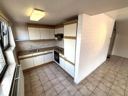 Lichtrijk appartement met één slaapkamer in Okegem - Photo 5