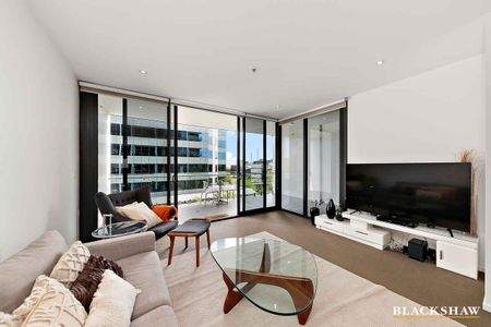 FULLY FURNISHED AT THE "MANHATTAN" - Photo 4