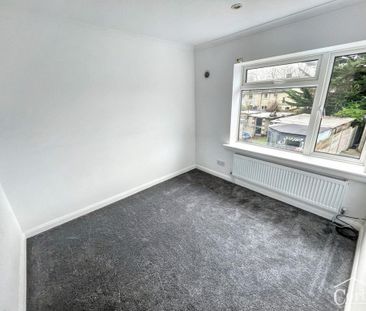 2 bedroom semi-detached house to rent - Photo 2