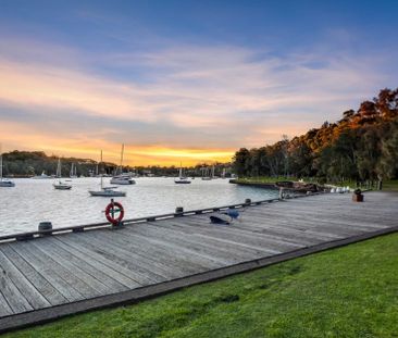 Peaceful&comma; Private Harbour View Residence in McMahons Point - Photo 1