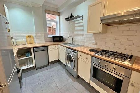 Alum Chine, BH4 - Photo 5