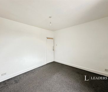 2 bedroom house to rent Wilberforce Road, Leicester, Leicestershire... - Photo 2