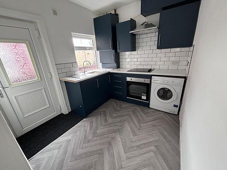 Brand new refurbished property 2 Bed Property in the heart Rotherham !!! - Photo 4