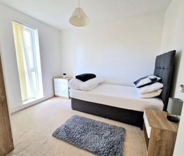 Vulcan Drive, Bracknell, RG12 - Photo 2