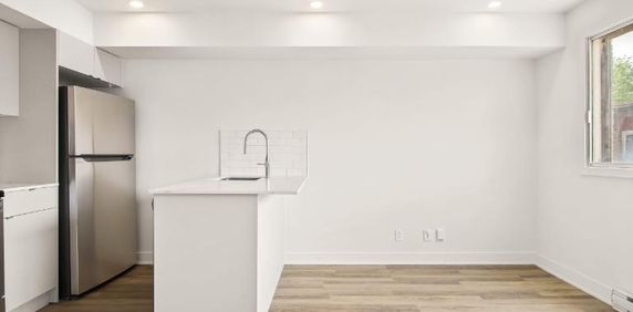 1 CH - 1 SDB - Montréal - $1,145 /mo - Photo 2
