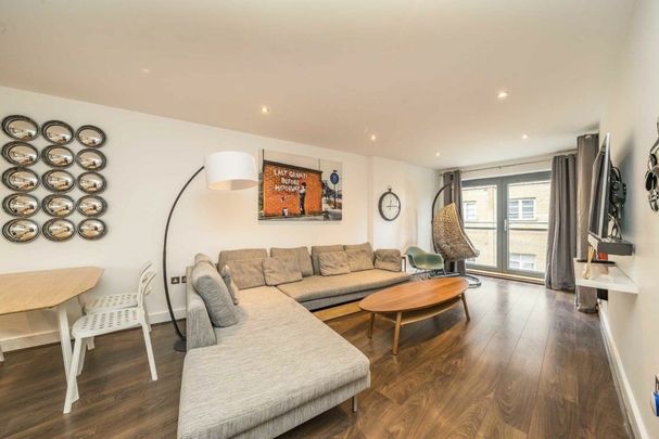 Plumbers Row, Aldgate East, E1 - Photo 1