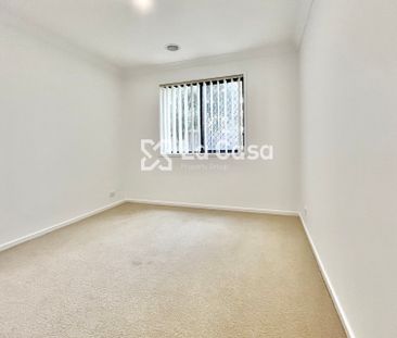 21 Robinia Place, Jerrabomberra NSW 2619 - House For Rent | Domain - Photo 5