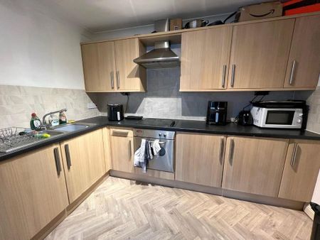 2 bedroom flat to rent - Photo 5