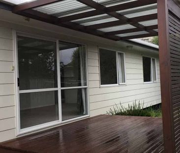 Charming 2BR Home w/ Garden & Deck! - Photo 3