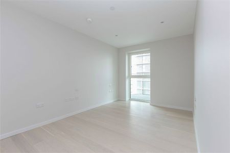 Glasshouse Gardens, London, E20 1HT - Photo 4