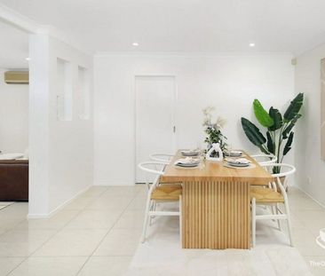 Stunning Family Living in "The Avenue" - Sunnybank Hills Primary Ca... - Photo 1