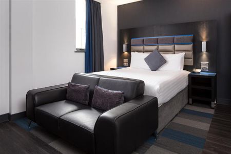 Studio to rent - Photo 3