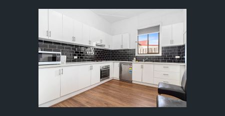 Self-Contained Bungalow - All Services plus your own Deck - Photo 4