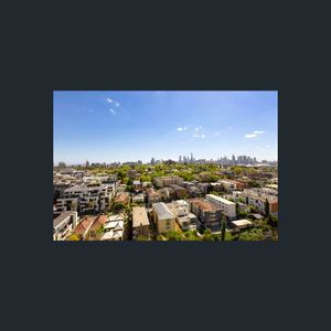 Stunning South Yarra Apartment - Photo 2