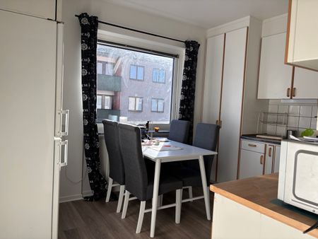 Östra Järnvägsgatan 5 A - Photo 3