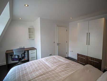 2 bedroom apartment to rent - Photo 4