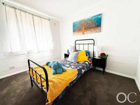 Open the Door to Low-Maintenance Living - Photo 5