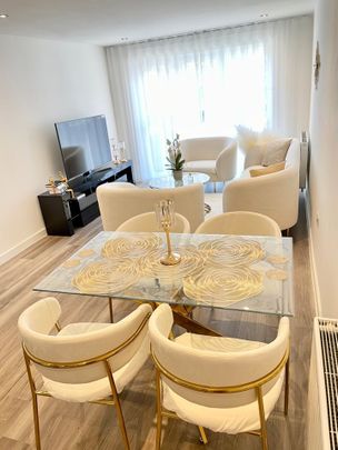 2 Bed Flat, Emmeline Pankhurst Drive, M32 - Photo 1