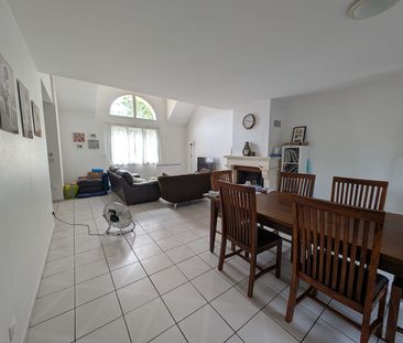 Location Maison 6 pièces 156m² - Photo 3