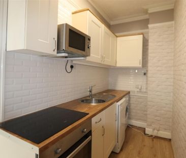 York Road, Southend-On-Sea - Photo 2