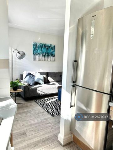 1 bedroom terraced house to rent - Photo 2