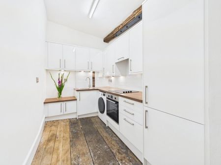 Studio to rent - Photo 3