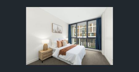 MODERN TOWNHOUSE-STYLE SPLIT LEVEL PLUS STUDY APARTMENT - Photo 3