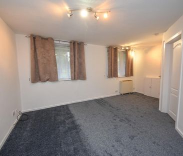 1 bed Flat for Rent - Photo 3