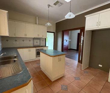 50 Elliott Street - Photo 6