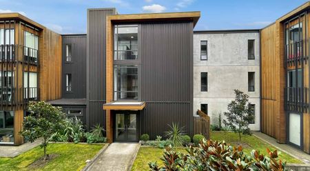 Welcome to apartment 201 in Vedado Apartments - Photo 4