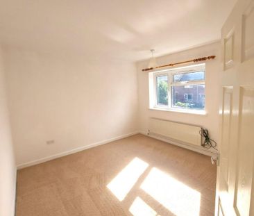 2 bedroom Flat To Let - Photo 6