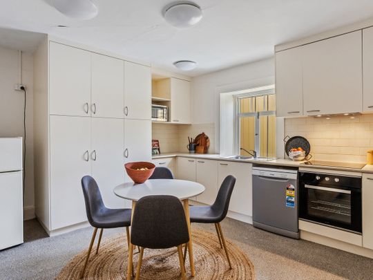 4/206 Harrington Street Hobart TAS 7000 Australia - Photo 1