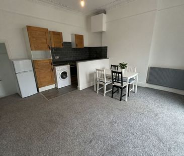 Stoke Lane, Patchway, BS34 - Photo 4