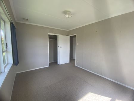 32 Oberon Street, Stratford - Photo 2