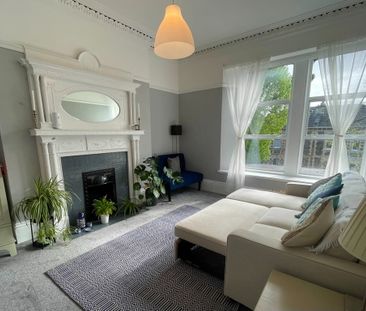 2 Bed Flat, Hanbury Road, BS8 - Photo 2