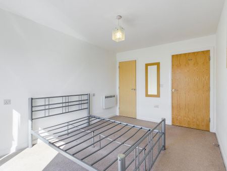1 bedroom flat to rent - Photo 4