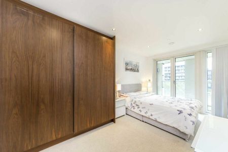 Lincoln Plaza, Canary Wharf, E14 - Photo 2